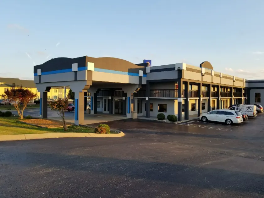 Gateway Inn - Image 1