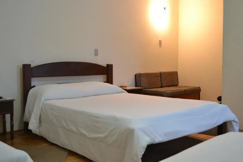 Hotel Dias em Pouso Alegre - MG - Próximo a Centros Comerciais e Restaurantes - Image 1