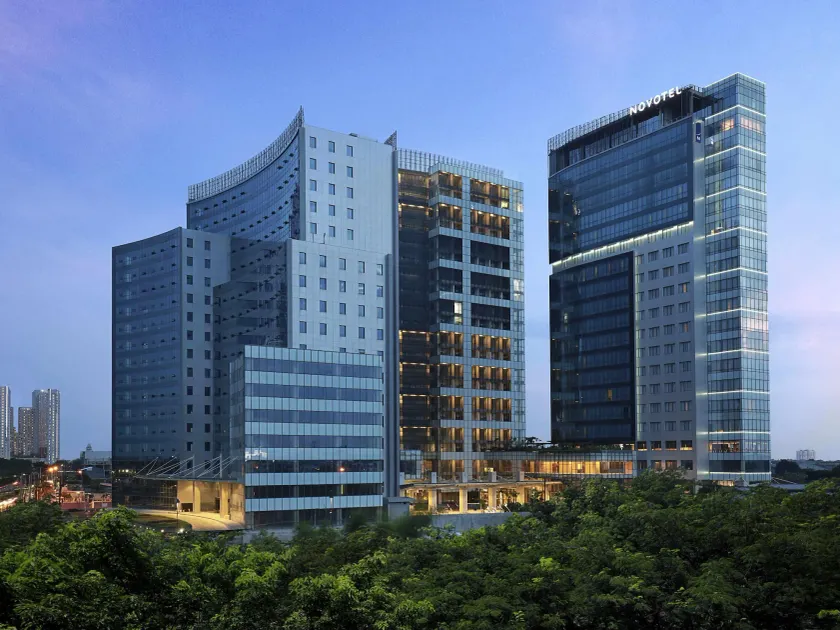 Novotel Samator Surabaya Timur - Image 1