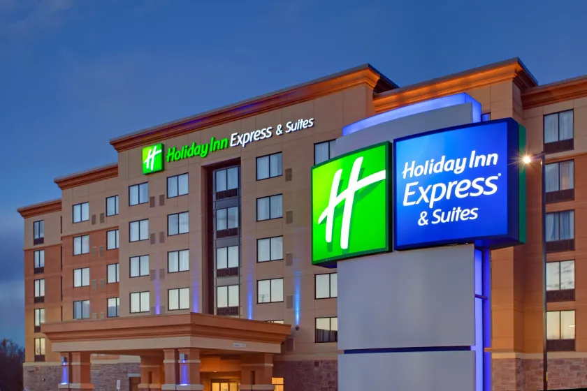 Holiday Inn Express & Suites Ottawa West - Nepean by IHG - Image 1