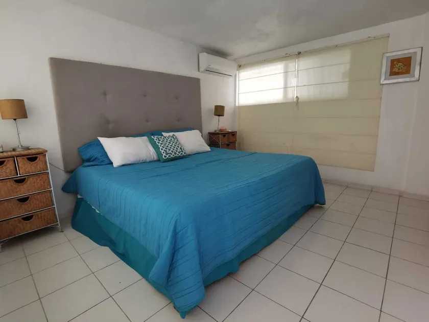 El acantilado - Room