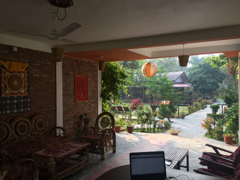 Chautari Garden Resort - Interior entrance