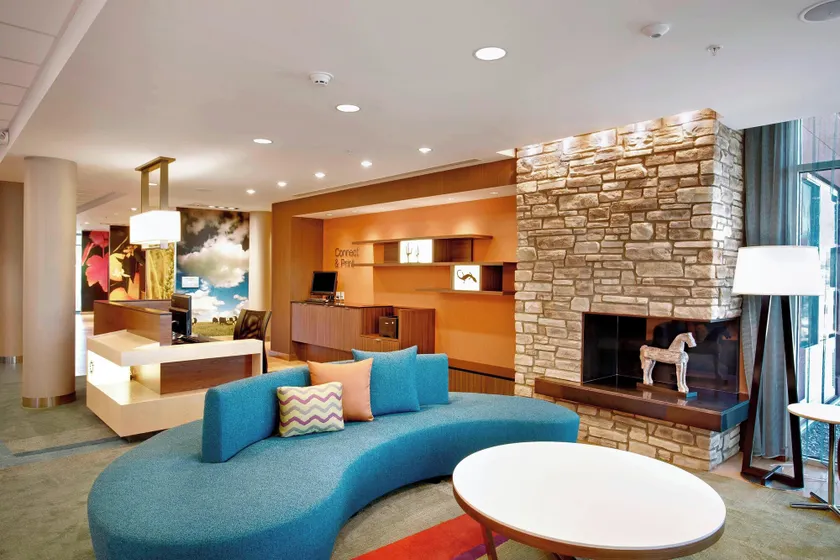 Fairfield Inn & Suites by Marriott Phoenix Tempe/Airport - Image 1