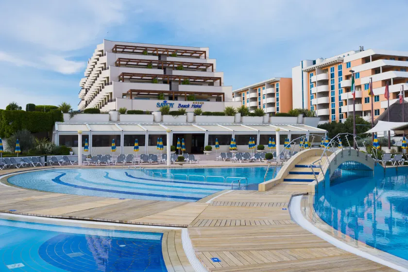 Savoy Beach Hotel & Thermal Spa - Image 1