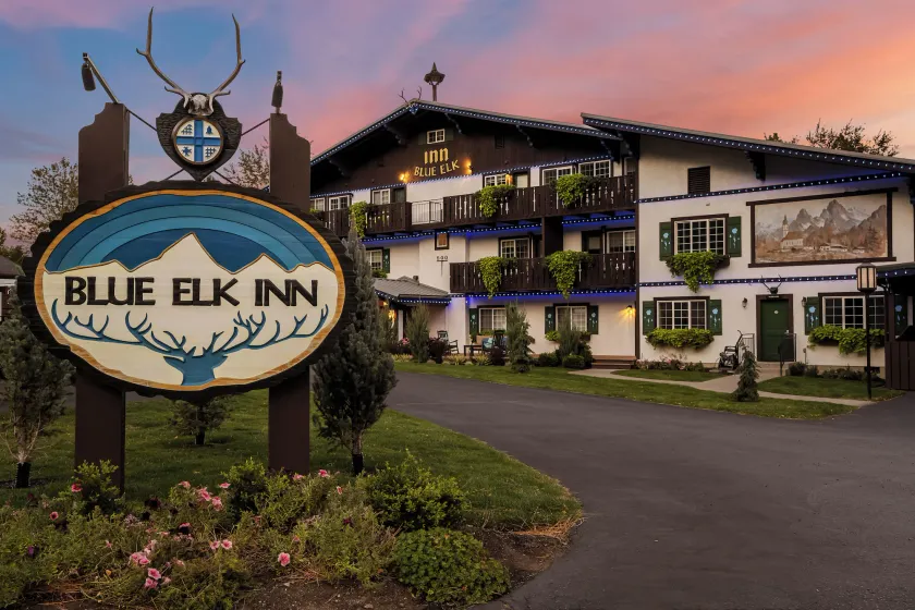 Blue Elk Inn - Image 1