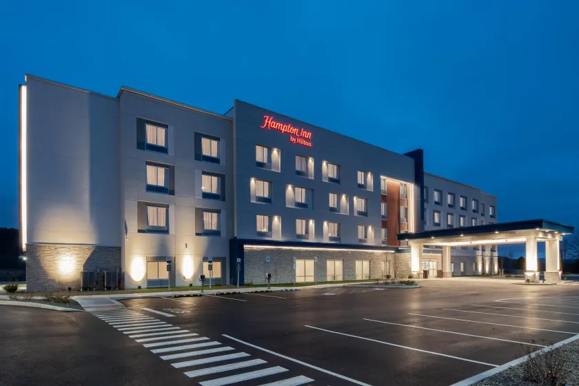 Hampton Inn Cooperstown - Image 1