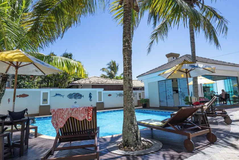 Golfinhos Apart Hotel - Image 1