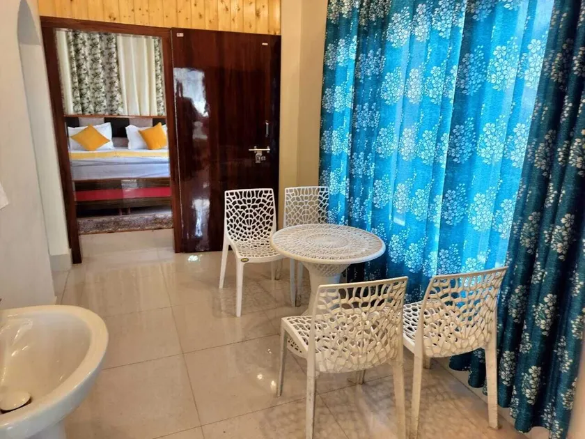 Kasauli Jashan - Room