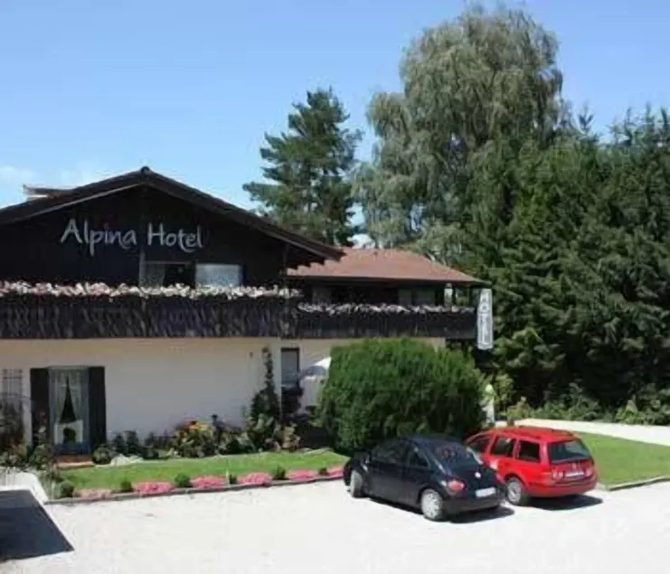 Alpina Hotel - Image 1