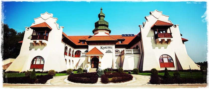 Hotel Kasztel - Image 1