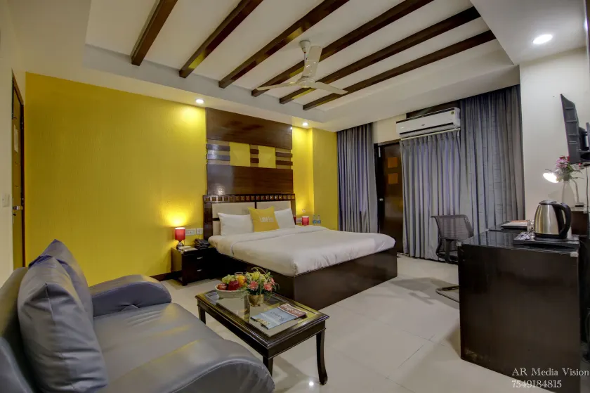 Lime Tree Hotel Greater Kailash - Image 1