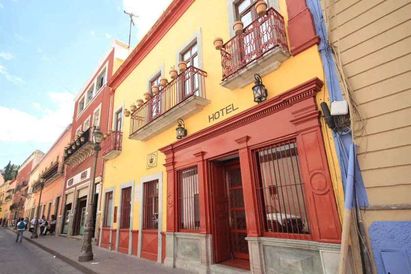 Hotel Santa Regina - Image 1