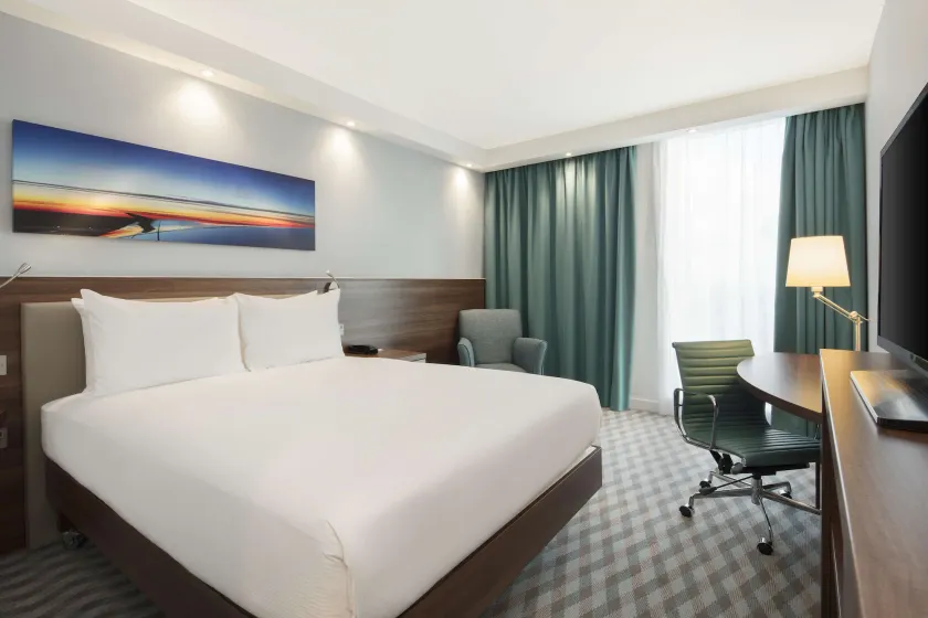 Hampton by Hilton London Stansted Airport - Image 1