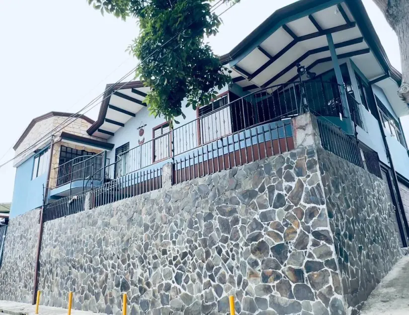 CASA DEL ARBOL ESCAZU - Image 1