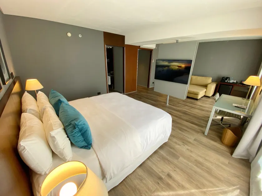 474 Buenos Aires Hotel - Image 1