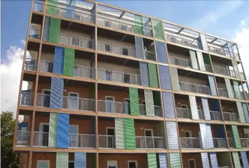 Citystay Living- Warren Close - Image 1