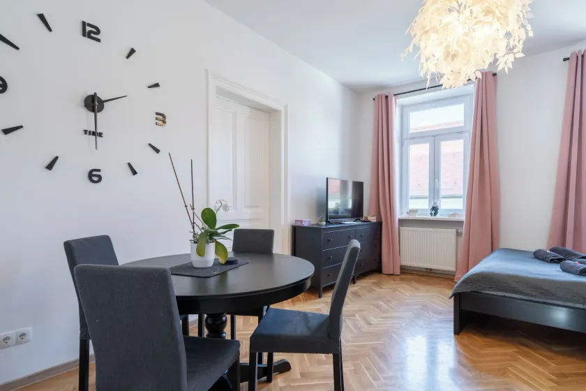 revLIVING Apartments Eggenburg - Image 1