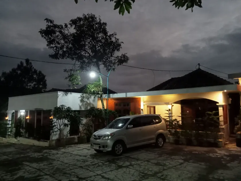 Pakemsari Resort Hotel - Image 1