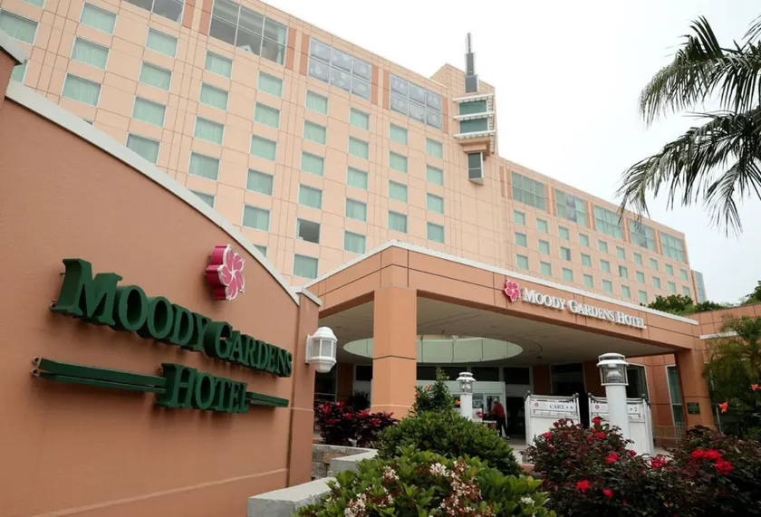 Moody Gardens Hotel Spa and Convention Center - Image 1
