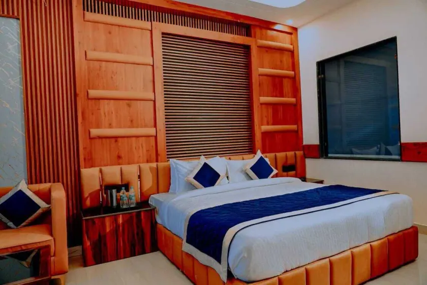 Clovis Hotel & Restaurant - Room