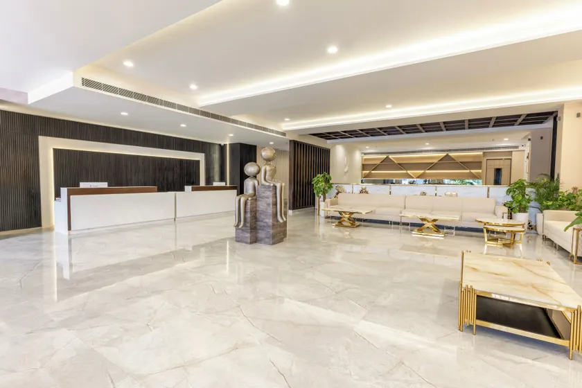 Hotel Elinor By Dazzling - Rezeption
