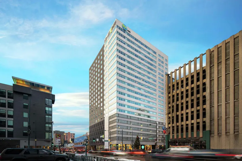 Tru By Hilton Denver Downtown Convention Center - Image 1