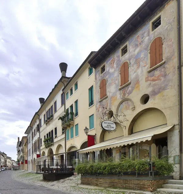Hotel Canon d'Oro - Image 1
