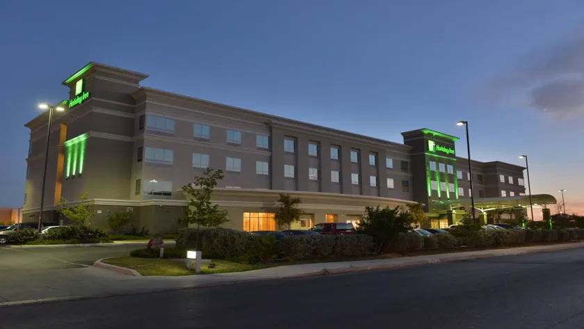 Holiday Inn & Suites San Antonio Northwest by IHG - Image 1