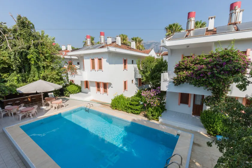 Flower Villa Apart - Image 1