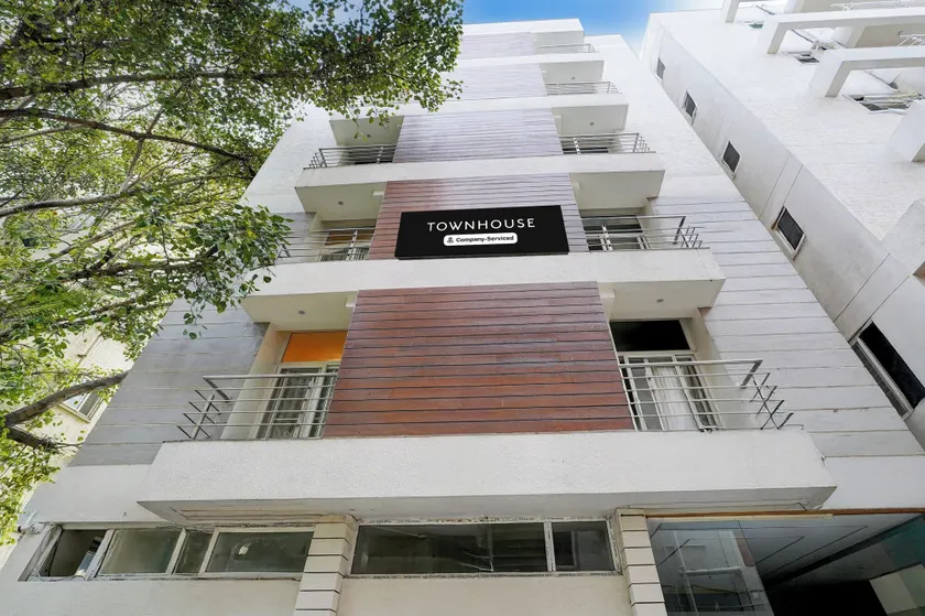 Super Townhouse Marathahalli Near Sri Nagalingeshwar Swamy Temple Formerly Hotel Avenue - Image 1