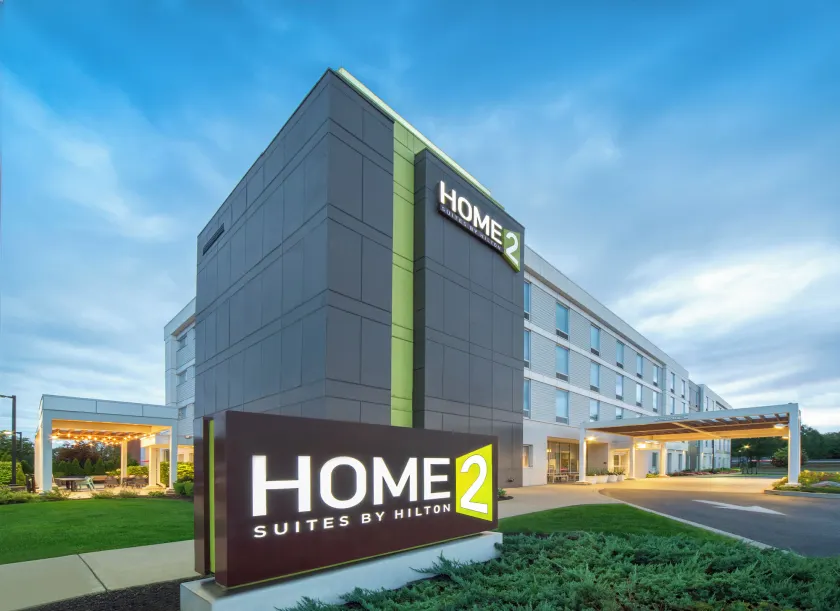 Home2 Suites by Hilton Saratoga/Malta - Image 1