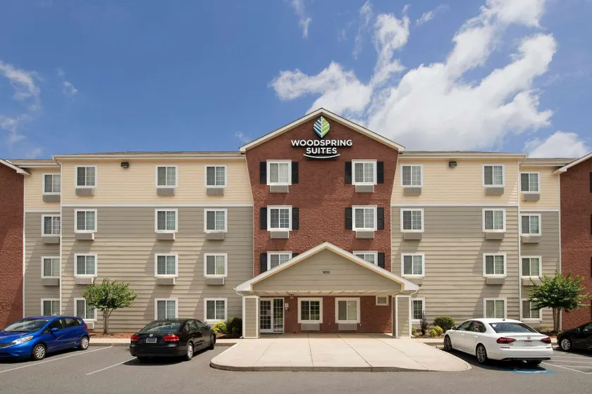 WoodSpring Suites Charlotte Gastonia - Image 1