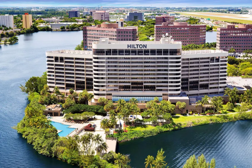 Hilton Miami Airport Blue Lagoon - Image 1
