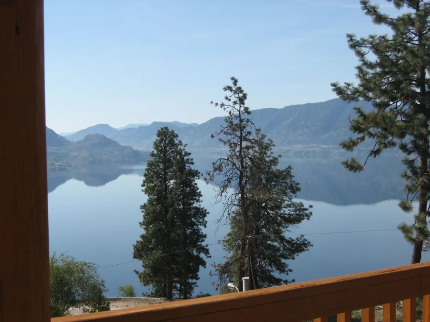 PineWood Guesthouse - Image 1