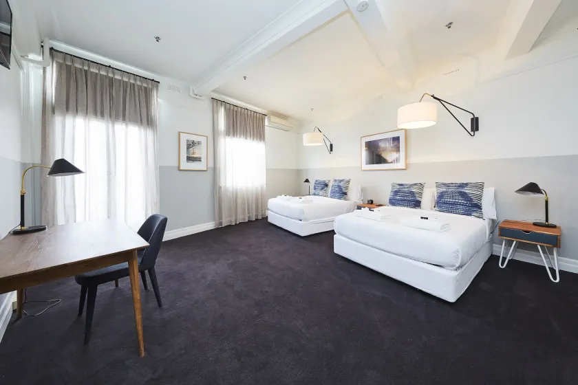Bridgeview Hotel Willoughby - Image 1