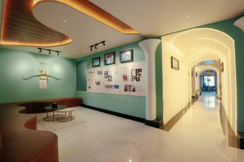 The Golden Recurve Spa & Casino - Vestíbulo
