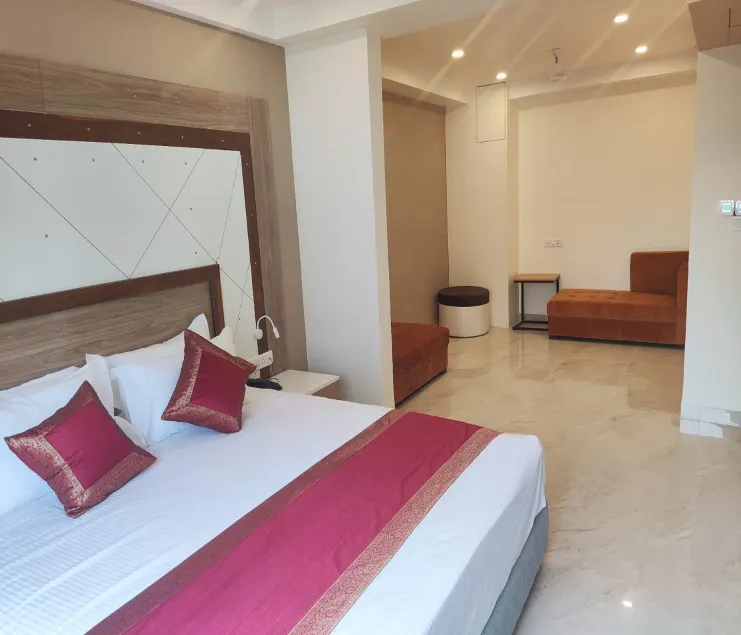 HOTEL XENIA - Image 1