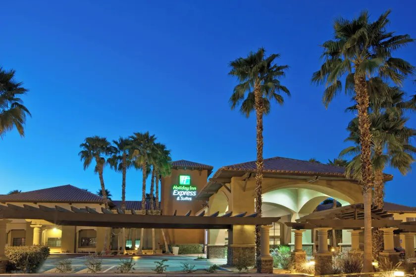 Holiday Inn Express & Suites Rancho Mirage - Palm Spgs Area by IHG - Image 1