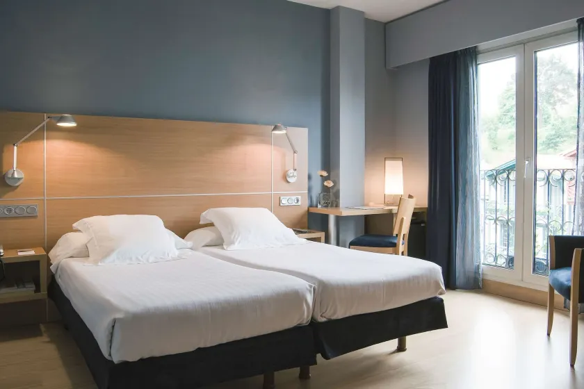 Hotel Jauregui - Image 1