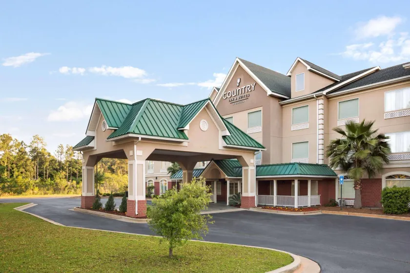 Country Inn & Suites by Radisson, Albany, GA - Image 1