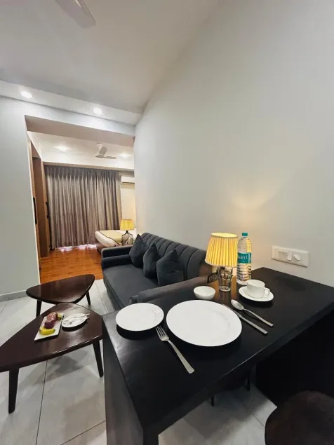 Royal Studio Golf Course Road - Chambre