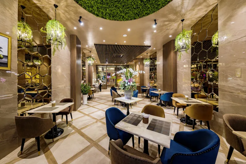 Sunflower CBQ Hotel - Image 1