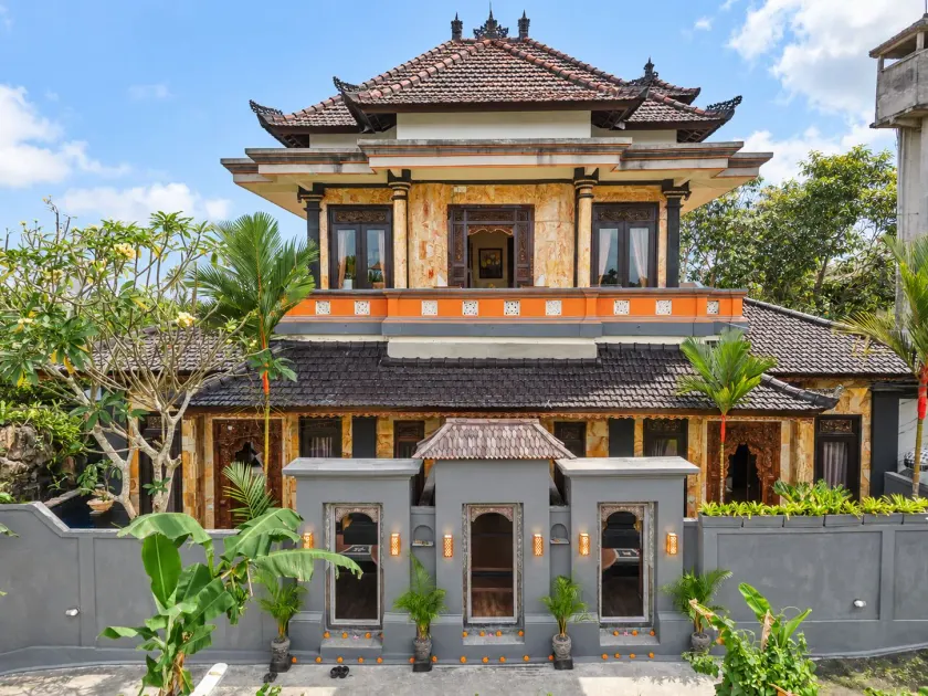 Grand Ashanti Villa - Image 1