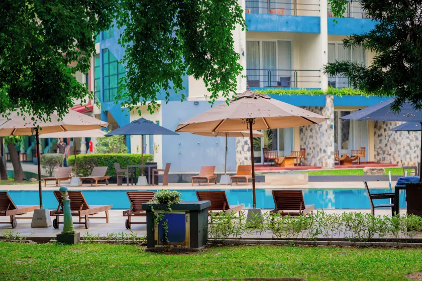 Miridiya Lake Resort - Image 1