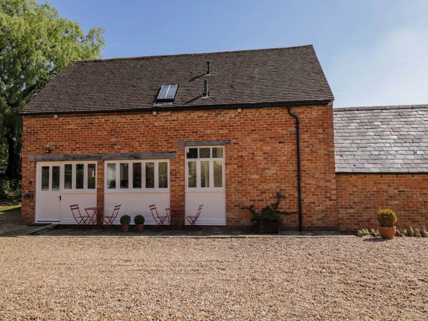 Home Farm Barn - Image 1