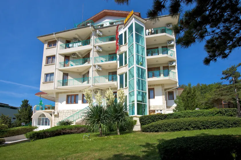 Hotel Zora - Image 1