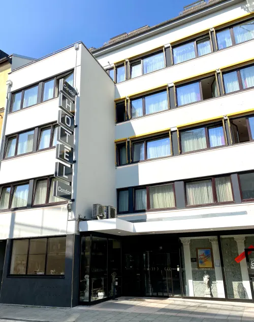 Hotel Condor - Image 1