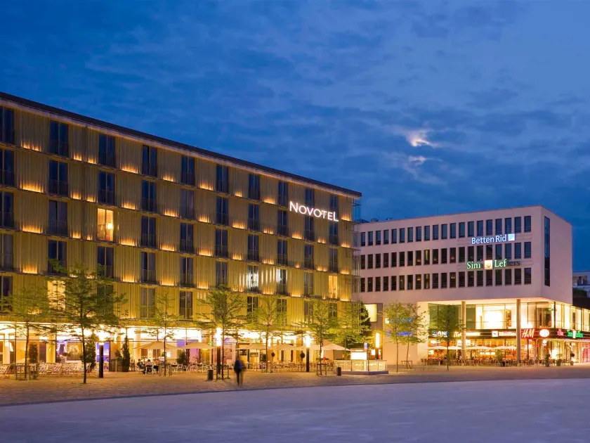 Novotel Nürnberg Am Messezentrum Hotel - Image 1