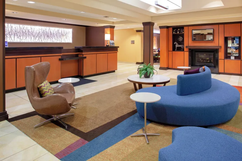 Fairfield Inn and Suites by Marriott Seymour - Image 1