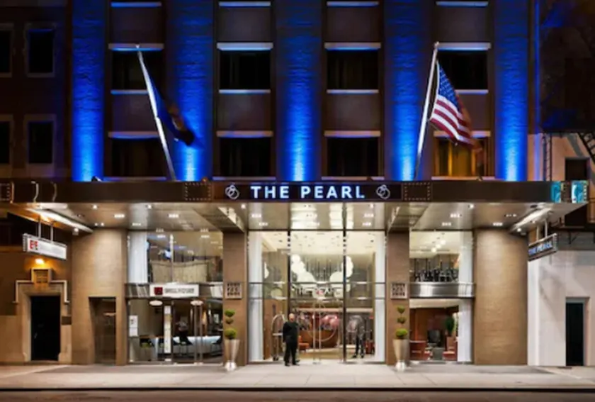 The Pearl Hotel - Image 1